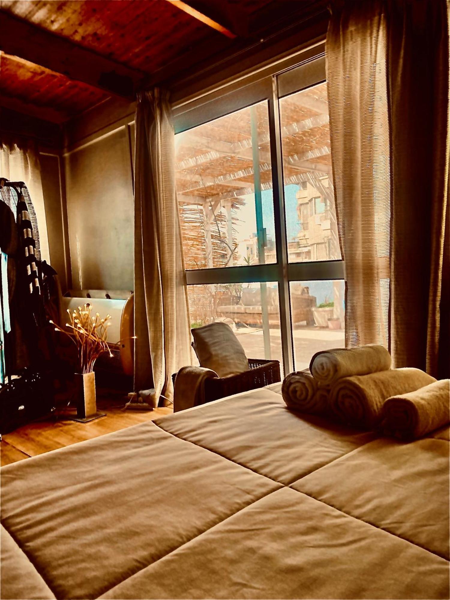 Airport Rooftop Club Luxurious Rooms And Studios Caïro Buitenkant foto