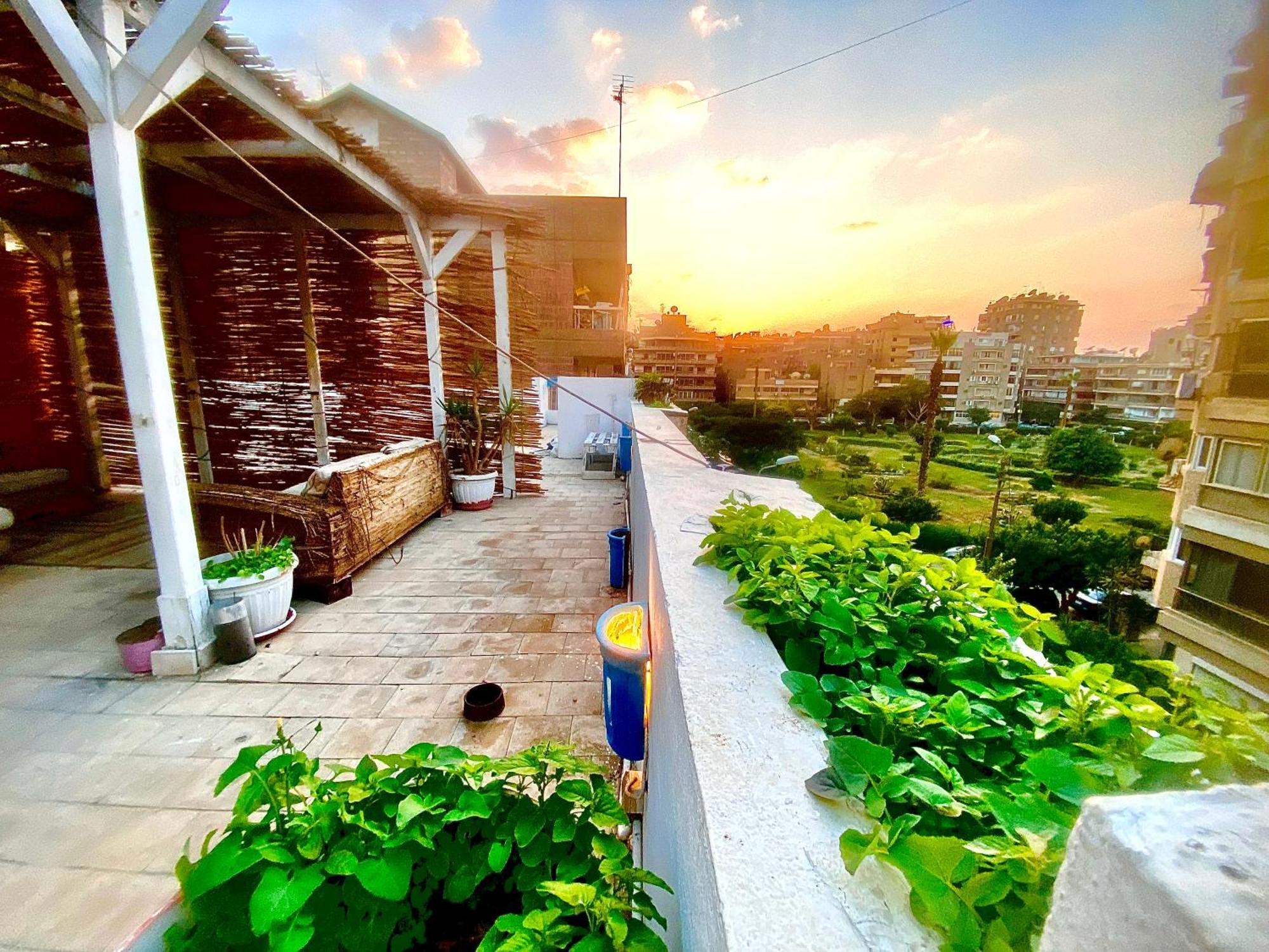 Airport Rooftop Club Luxurious Rooms And Studios Caïro Buitenkant foto